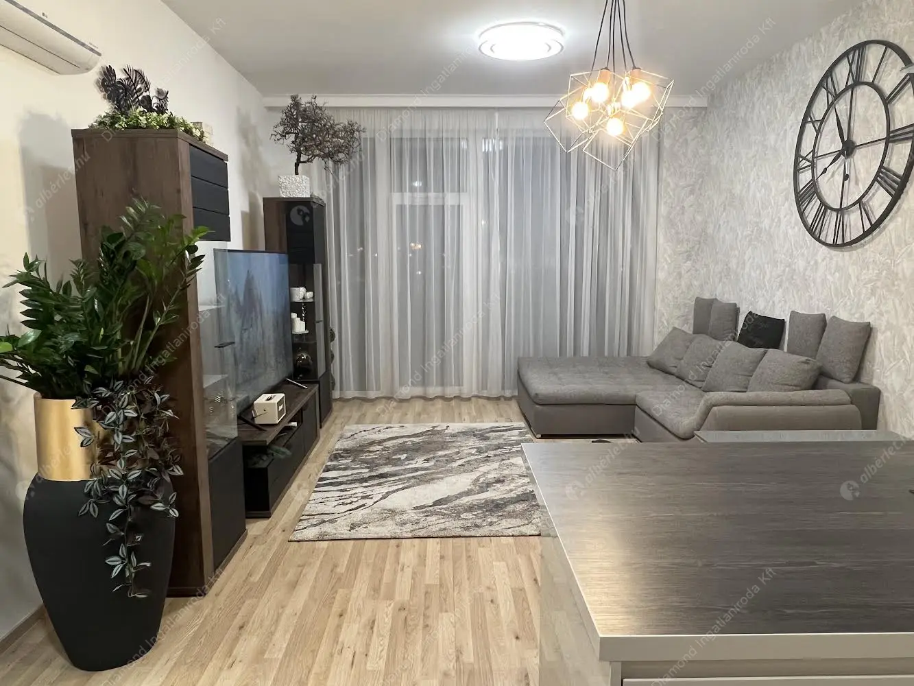 Kiadó albérlet 750000 Ft/hó áron: Budapest, XI. kerület  Bíró László József körút. Mérete: 71 nm, 3 szobás | Alberlet.hu - 6190854