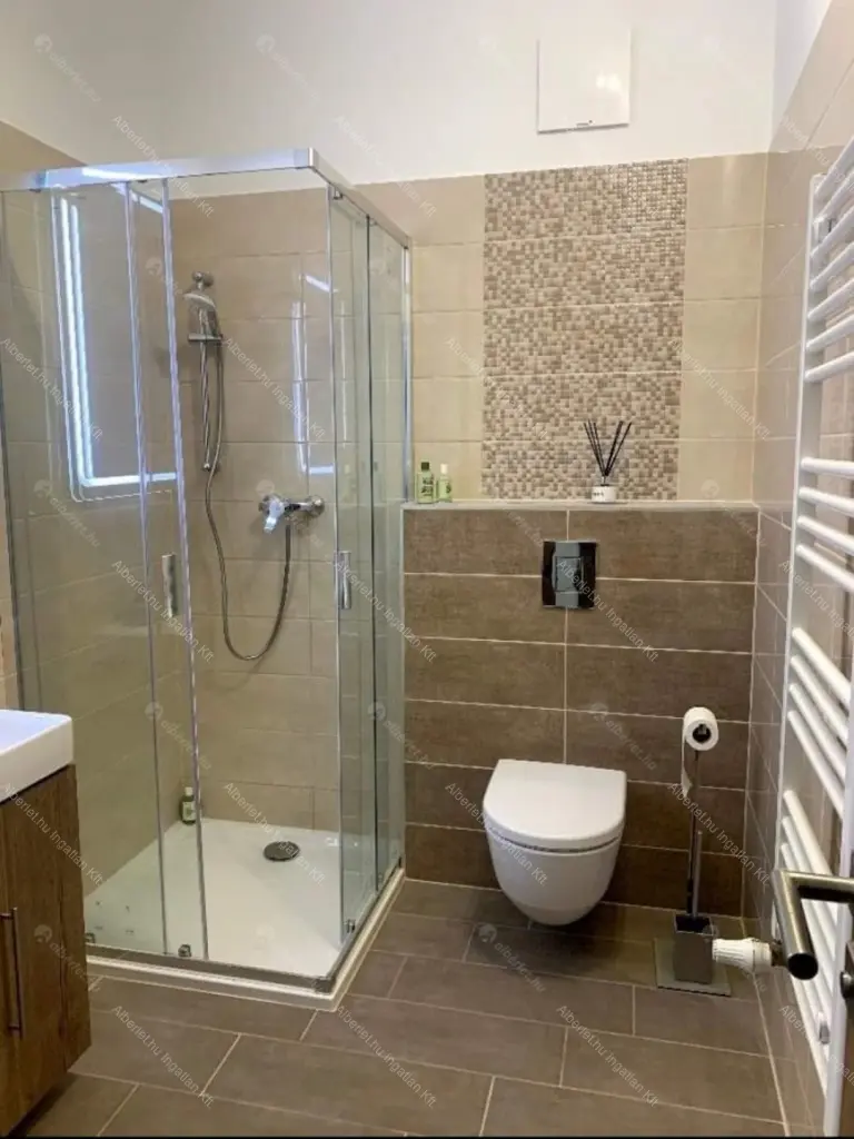 Kiadó albérlet 600000 Ft/hó áron: Budapest, XI. kerület  Bíró László József körút. Mérete: 76 nm, 3 szobás | Alberlet.hu - 6704484