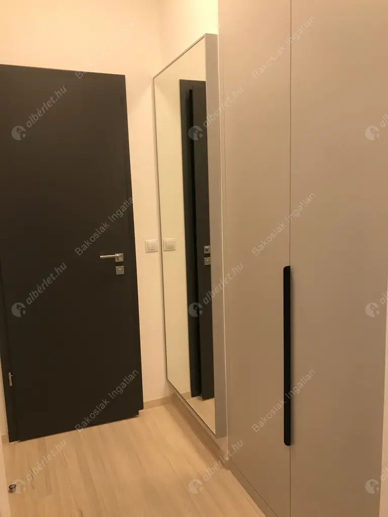 Kiadó albérlet 536000 Ft/hó áron: Budapest, XI. kerület  Bíró László József körút. Mérete: 80 nm, 3 szobás | Alberlet.hu - 5085380