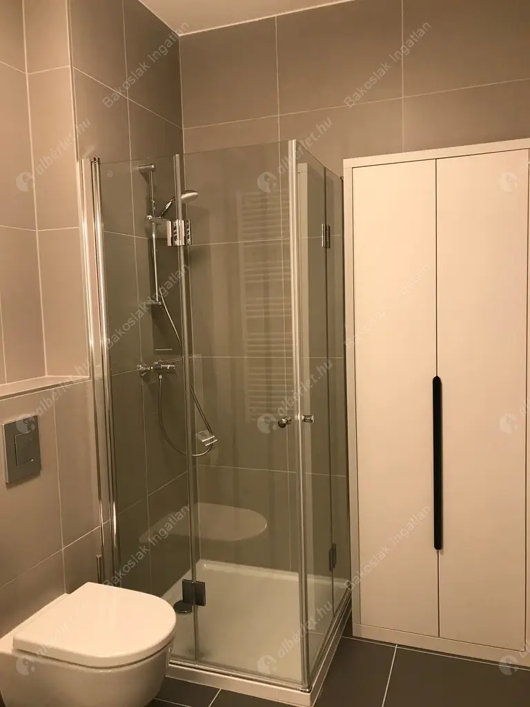 Kiadó albérlet 536000 Ft/hó áron: Budapest, XI. kerület  Bíró László József körút. Mérete: 80 nm, 3 szobás | Alberlet.hu - 5085388