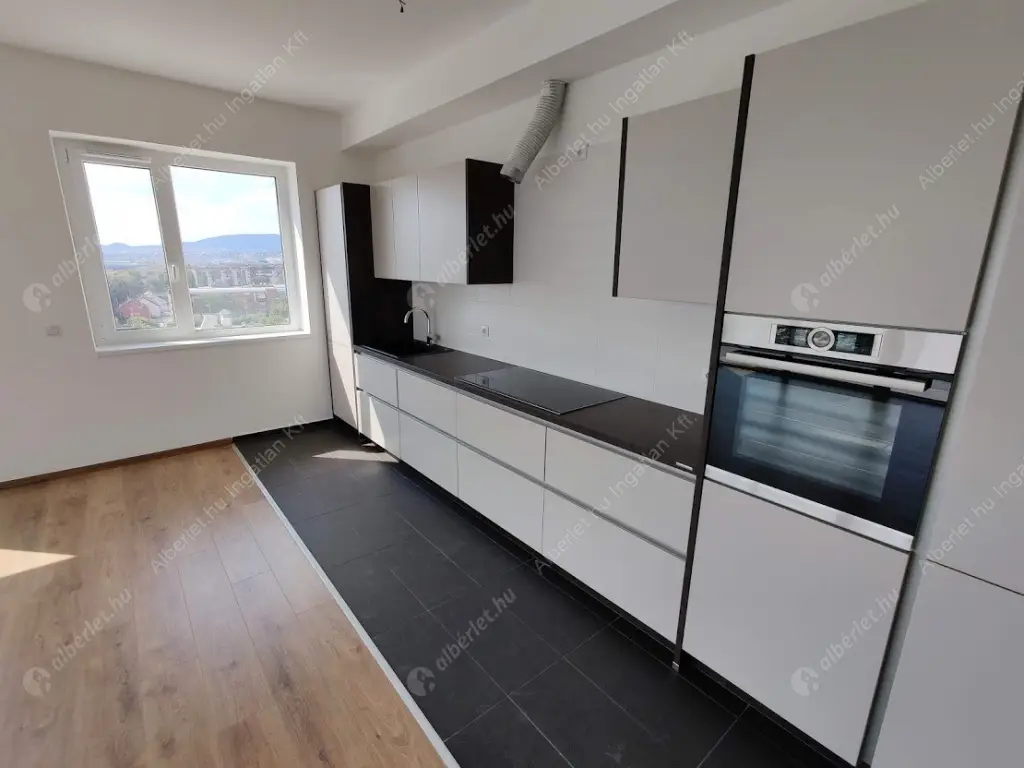 Kiadó albérlet 667000 Ft/hó áron: Budapest, XI. kerület  Bíró László József körút. Mérete: 91 nm, 4 szobás | Alberlet.hu - 6594743