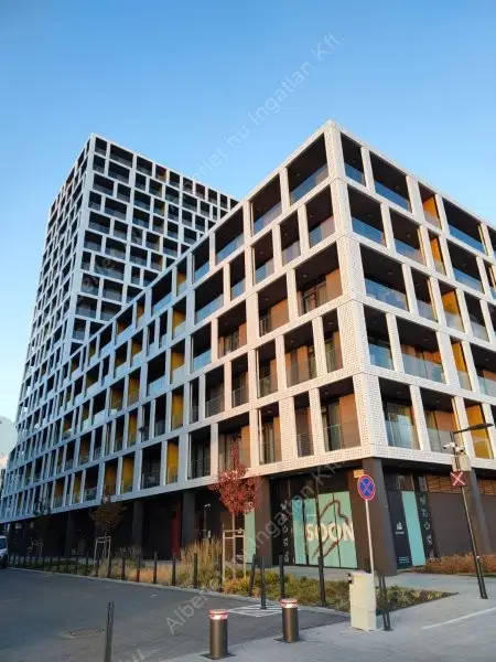 Kiadó albérlet 1120000 Ft/hó áron: Budapest, XI. kerület  Bíró László József körút. Mérete: 95 nm, 4 szobás | Alberlet.hu - 6572528