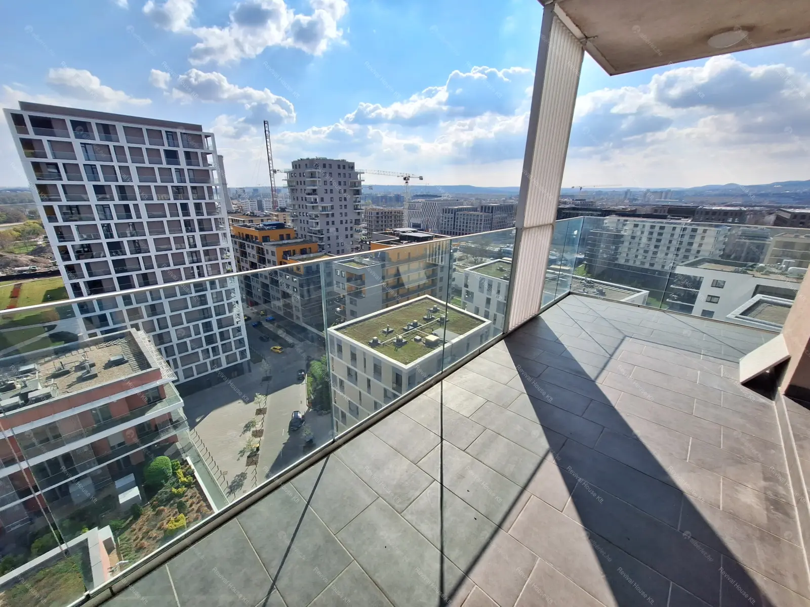 Kiadó albérlet 1000000 Ft/hó áron: Budapest, XI. kerület  Bíró László József körút. Mérete: 95 nm, 4 szobás | Alberlet.hu - 6691041