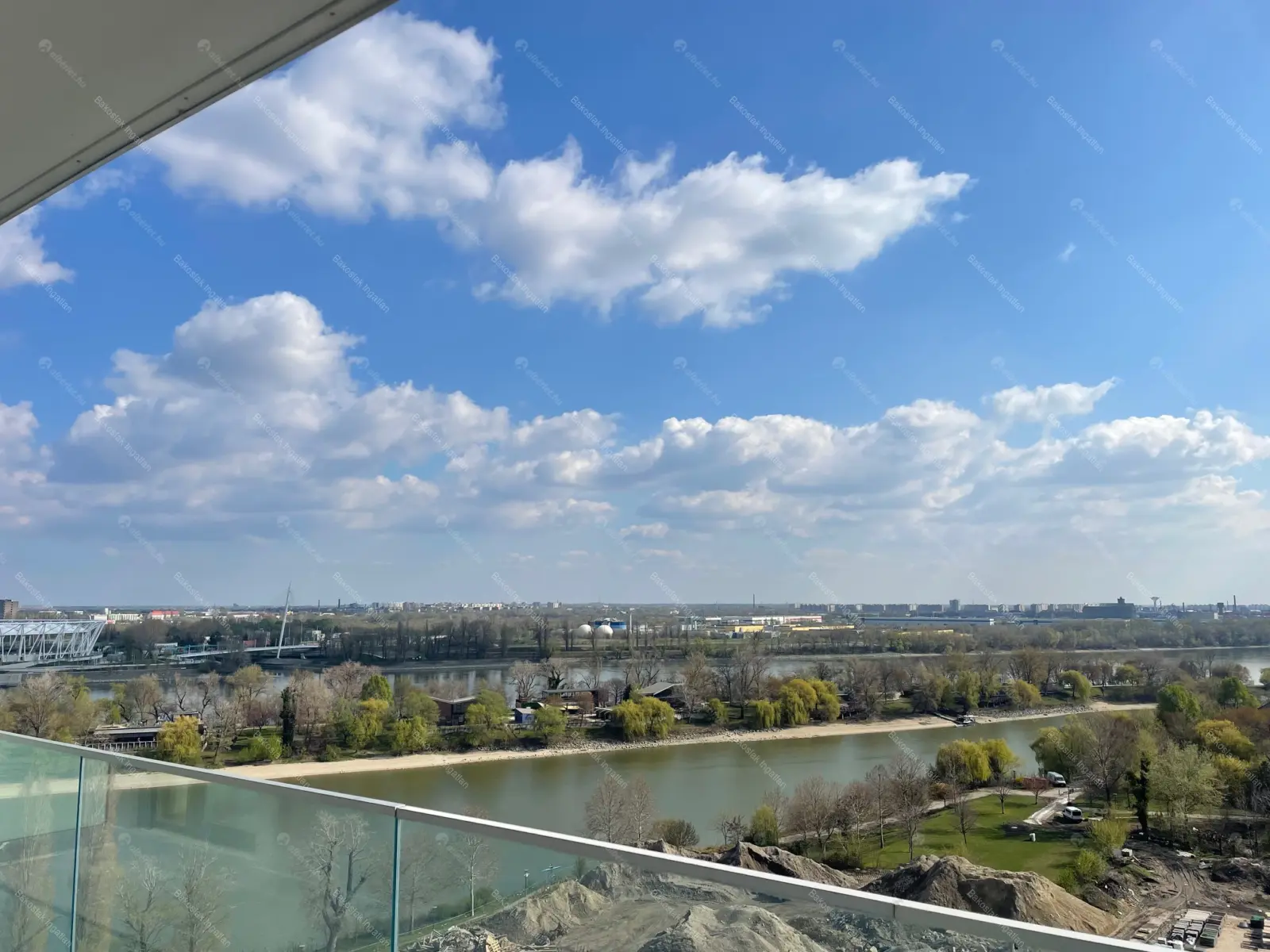 Kiadó albérlet 911000 Ft/hó áron: Budapest, XI. kerület  Bíró László József körút. Mérete: 98 nm, 4 szobás | Alberlet.hu - 6691296