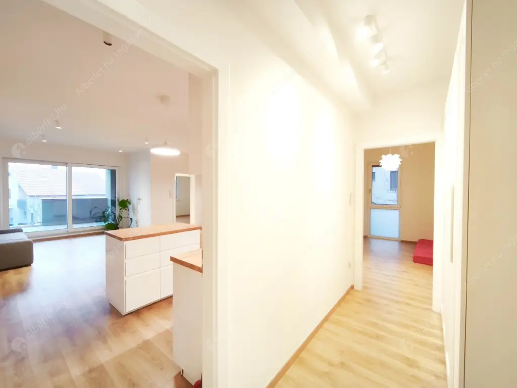 Kiadó albérlet 520000 Ft/hó áron: Budapest, XI. kerület  Brassó út. Mérete: 85 nm, 1 szobás | Alberlet.hu - 6607200