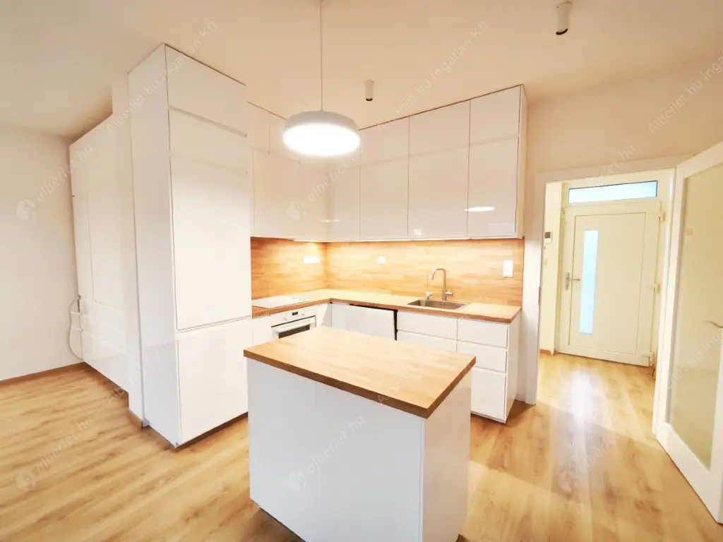 Kiadó albérlet 520000 Ft/hó áron: Budapest, XI. kerület  Brassó út. Mérete: 85 nm, 1 szobás | Alberlet.hu - 6607203