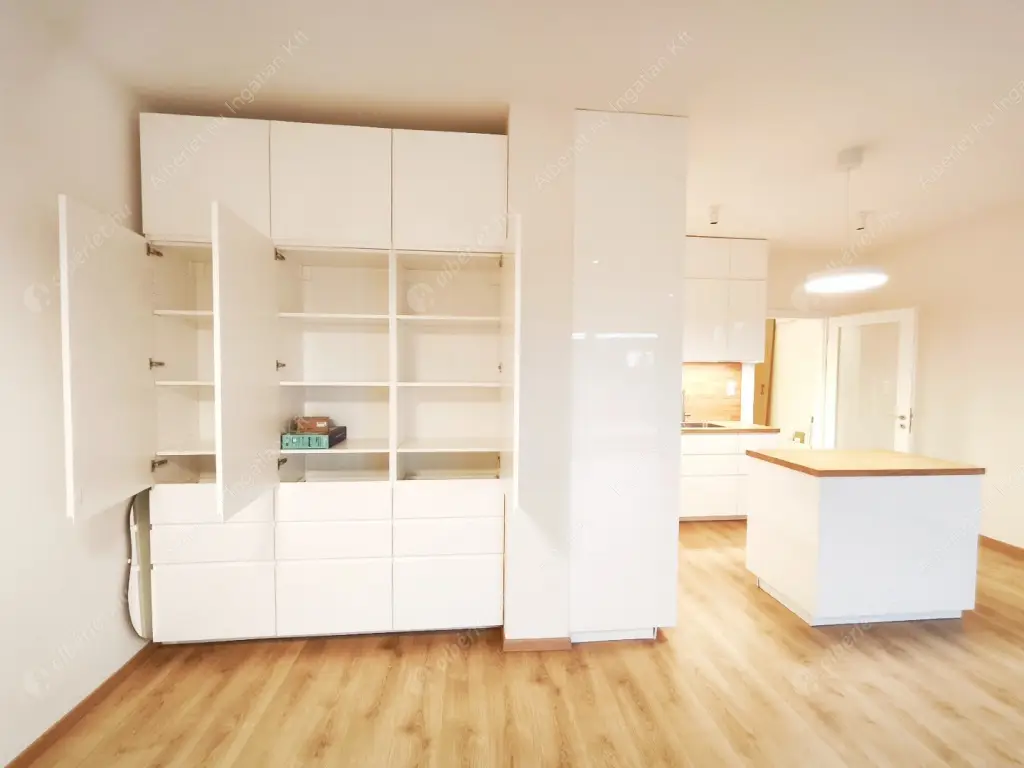 Kiadó albérlet 520000 Ft/hó áron: Budapest, XI. kerület  Brassó út. Mérete: 85 nm, 1 szobás | Alberlet.hu - 6607209