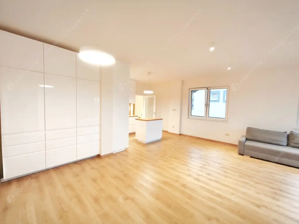 Kiadó albérlet 520000 Ft/hó áron: Budapest, XI. kerület  Brassó út. Mérete: 85 nm, 1 szobás | Alberlet.hu - 6607210