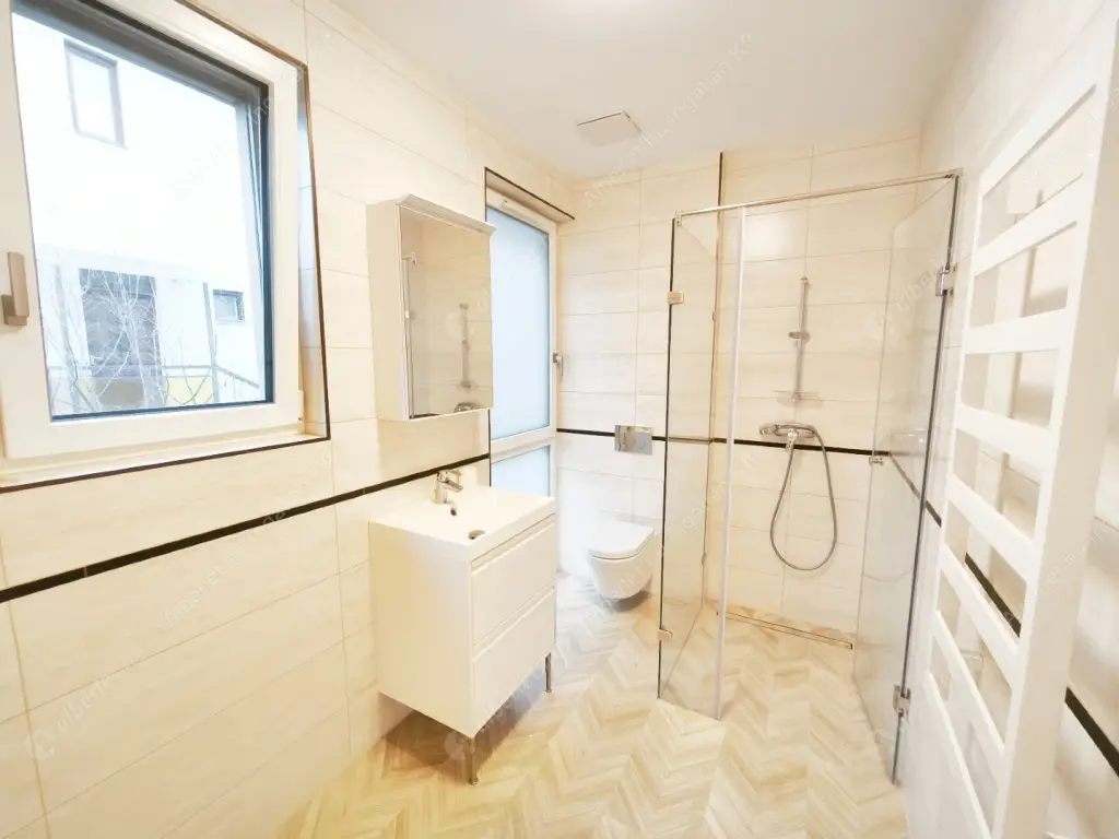 Kiadó albérlet 520000 Ft/hó áron: Budapest, XI. kerület  Brassó út. Mérete: 85 nm, 1 szobás | Alberlet.hu - 6607219