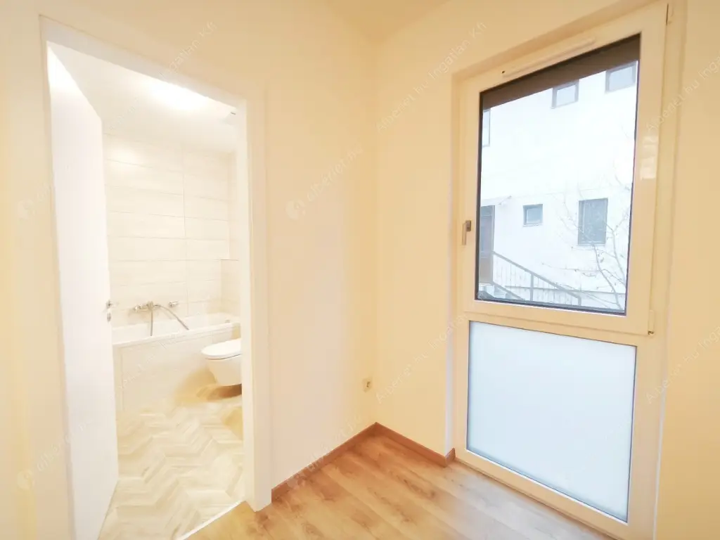 Kiadó albérlet 520000 Ft/hó áron: Budapest, XI. kerület  Brassó út. Mérete: 85 nm, 1 szobás | Alberlet.hu - 6607224