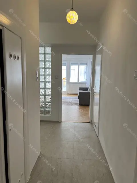 Kiadó albérlet 220000 Ft/hó áron: Budapest, XI. kerület  Budafoki út. Mérete: 36 nm, 1 szobás | Alberlet.hu - 6680967