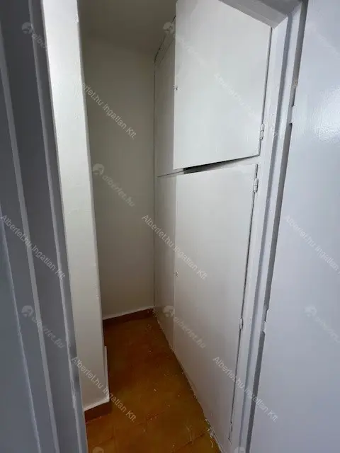 Kiadó albérlet 220000 Ft/hó áron: Budapest, XI. kerület  Budafoki út. Mérete: 36 nm, 1 szobás | Alberlet.hu - 6680971