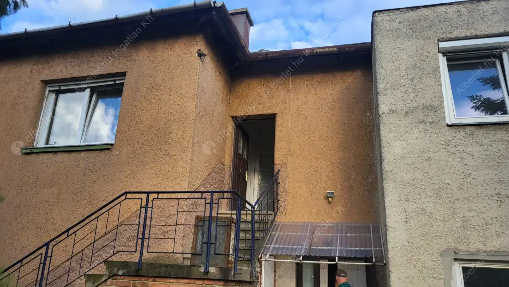 Kiadó albérlet 500000 Ft/hó áron: Budapest, XI. kerület  Budaörsi út. Mérete: 140 nm, 5 szobás | Alberlet.hu - 6550811