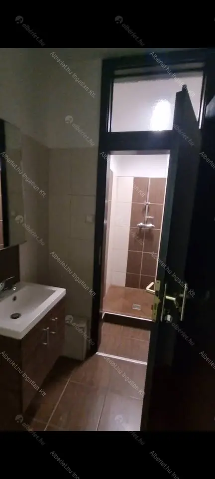 Kiadó albérlet 680000 Ft/hó áron: Budapest, XI. kerület  Budaörsi út. Mérete: 177 nm, 5 szobás | Alberlet.hu - 6699785