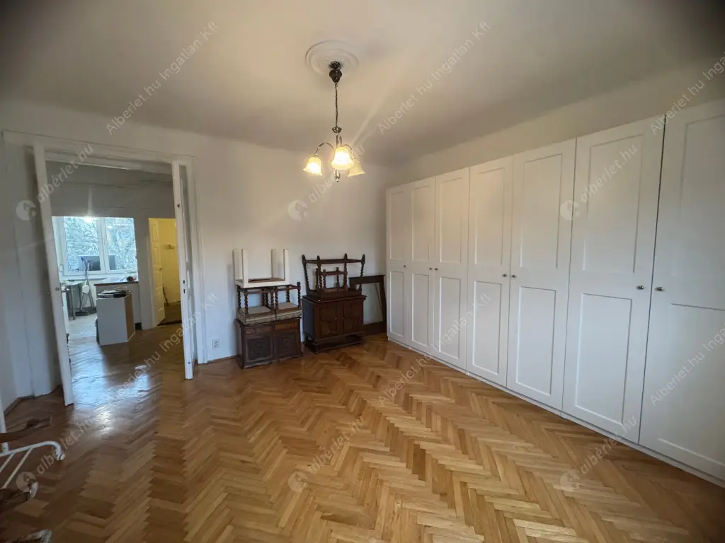 Kiadó albérlet 270000 Ft/hó áron: Budapest, XI. kerület  Budaörsi út. Mérete: 92 nm, 4 szobás | Alberlet.hu - 6598618