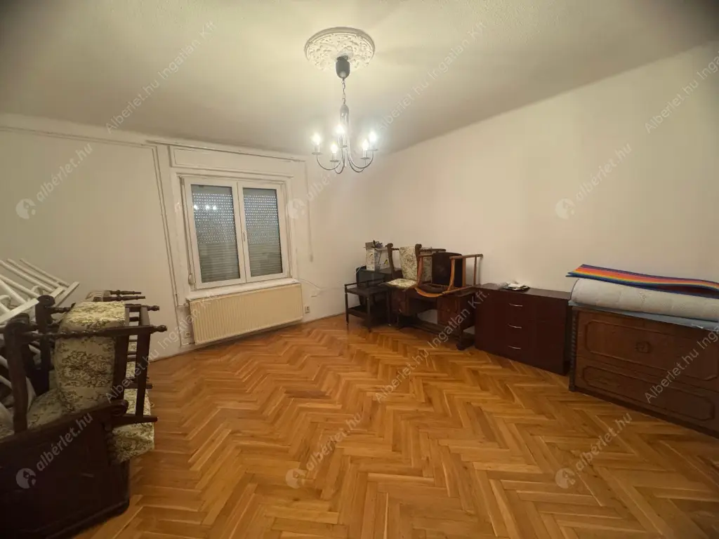 Kiadó albérlet 270000 Ft/hó áron: Budapest, XI. kerület  Budaörsi út. Mérete: 92 nm, 4 szobás | Alberlet.hu - 6628905