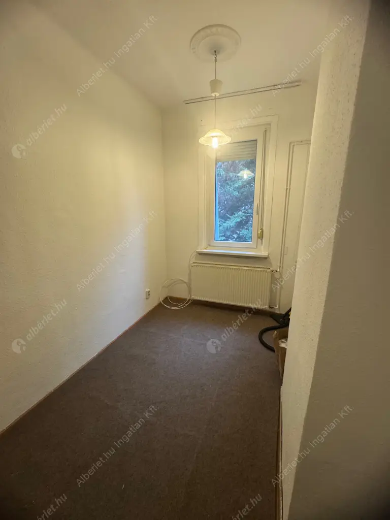 Kiadó albérlet 270000 Ft/hó áron: Budapest, XI. kerület  Budaörsi út. Mérete: 92 nm, 4 szobás | Alberlet.hu - 6628908