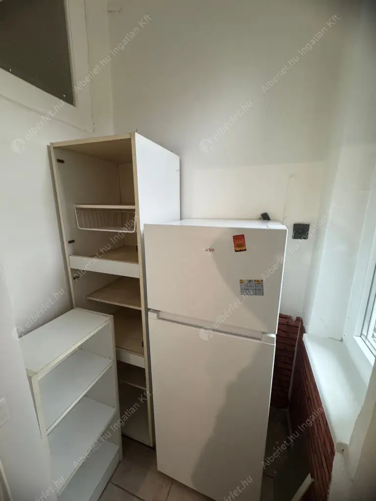 Kiadó albérlet 270000 Ft/hó áron: Budapest, XI. kerület  Budaörsi út. Mérete: 92 nm, 4 szobás | Alberlet.hu - 6628911