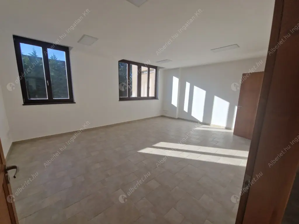 Kiadó albérlet 998000 Ft/hó áron: Budapest, XI. kerület  Csárda utca. Mérete: 162 nm, 4 szobás | Alberlet.hu - 6607022