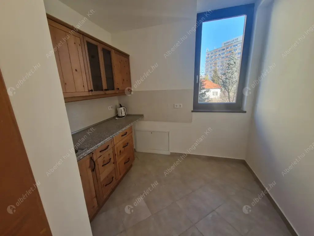 Kiadó albérlet 998000 Ft/hó áron: Budapest, XI. kerület  Csárda utca. Mérete: 162 nm, 4 szobás | Alberlet.hu - 6607024