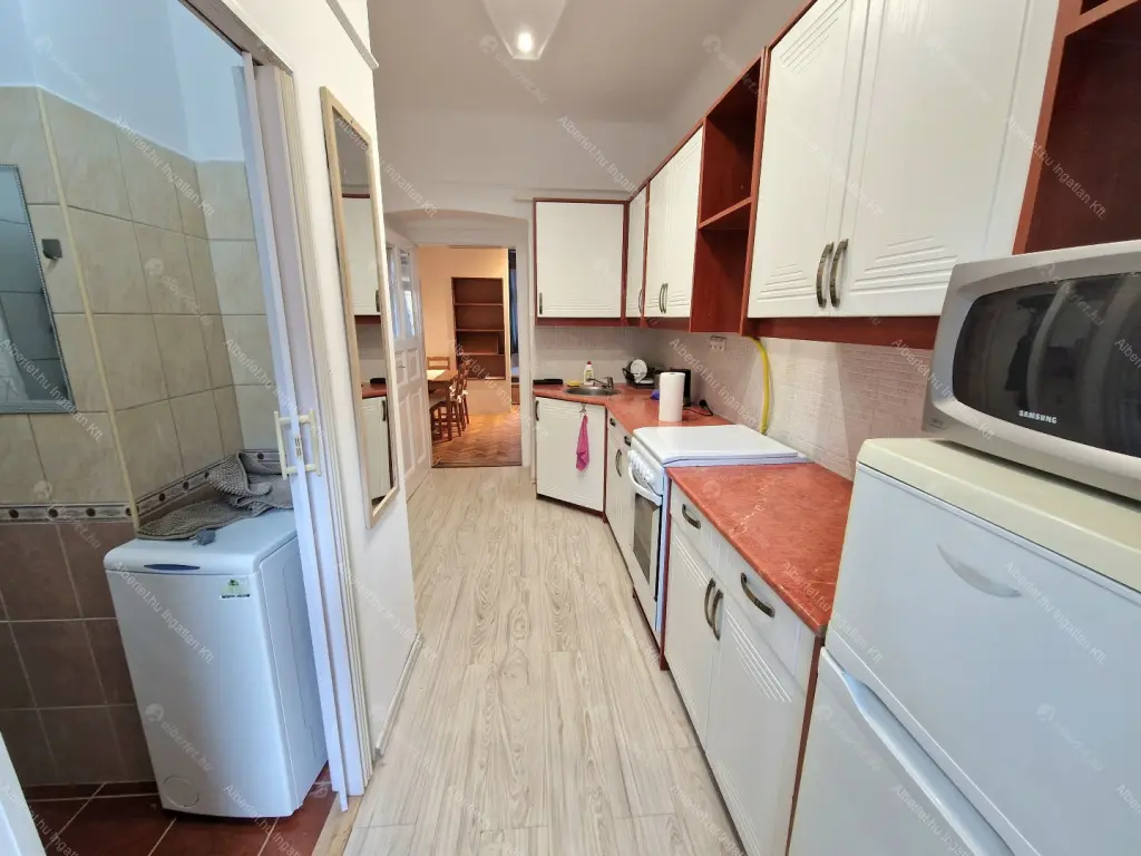 Kiadó albérlet 200000 Ft/hó áron: Budapest, XI. kerület  Csóka utca. Mérete: 35 nm, 1 szobás | Alberlet.hu - 6707757