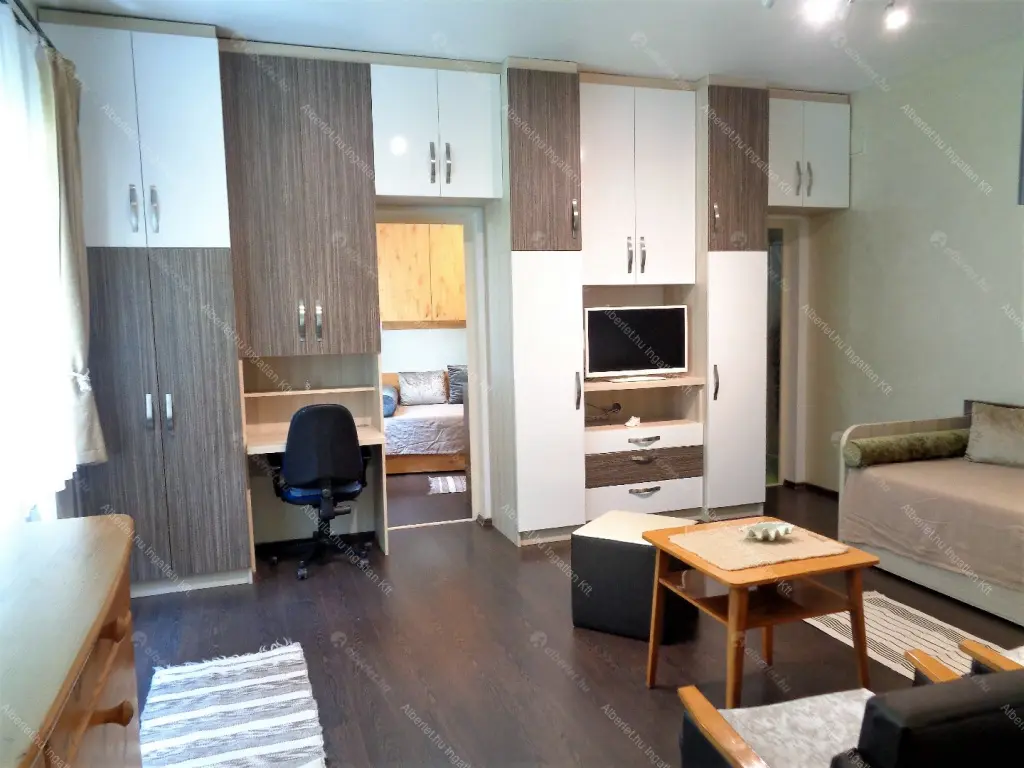 Kiadó albérlet 240000 Ft/hó áron: Budapest, XI. kerület  Dávid Ferenc utca. Mérete: 50 nm, 1 szobás | Alberlet.hu - 6667407