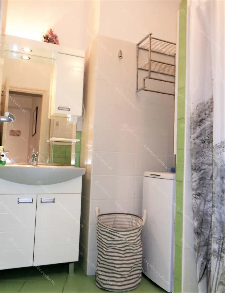 Kiadó albérlet 240000 Ft/hó áron: Budapest, XI. kerület  Dávid Ferenc utca. Mérete: 50 nm, 1 szobás | Alberlet.hu - 6667427