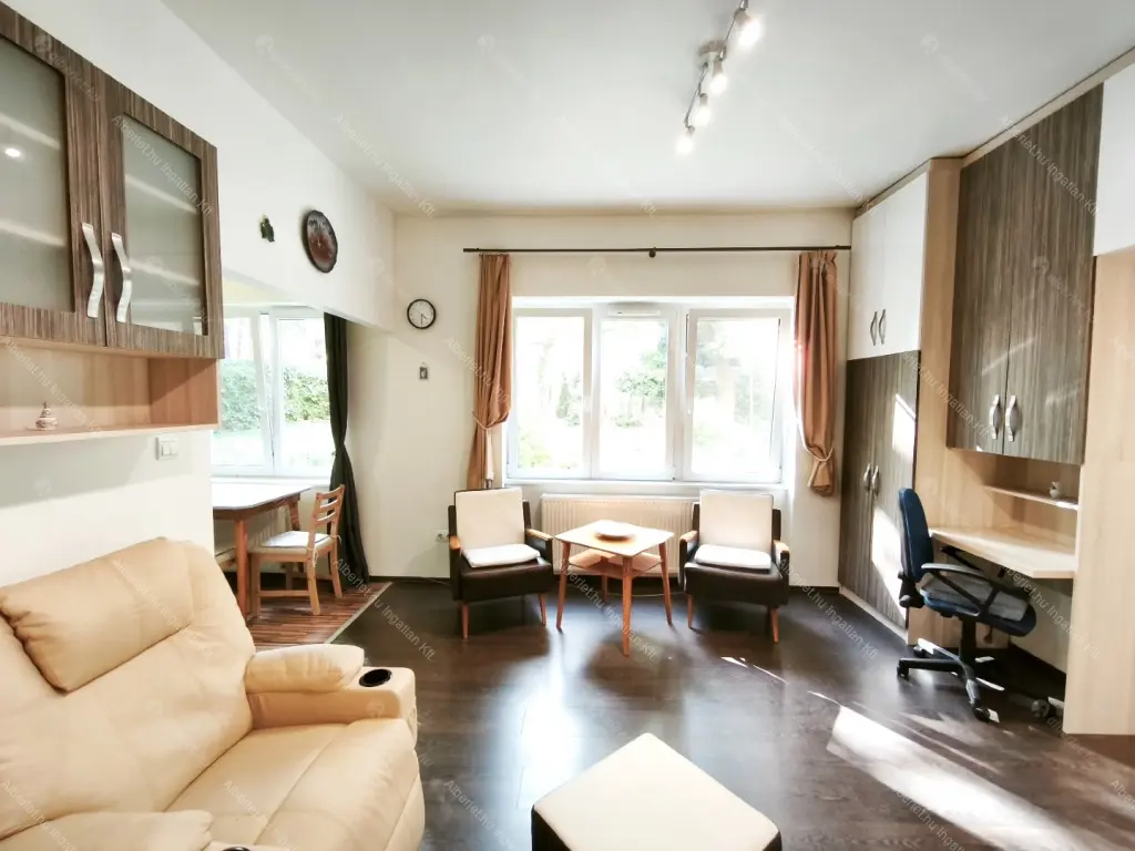 Kiadó albérlet 220000 Ft/hó áron: Budapest, XI. kerület  Dávid Ferenc utca. Mérete: 50 nm, 1 szobás | Alberlet.hu - 6700759