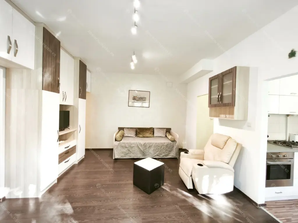 Kiadó albérlet 220000 Ft/hó áron: Budapest, XI. kerület  Dávid Ferenc utca. Mérete: 50 nm, 1 szobás | Alberlet.hu - 6700768