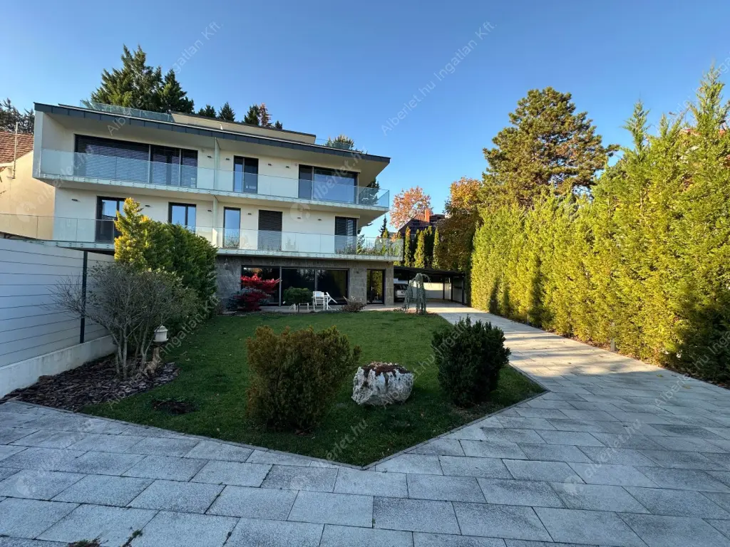 Kiadó albérlet 1950000 Ft/hó áron: Budapest, XI. kerület  Dayka Gábor utca. Mérete: 220 nm, 5 szobás | Alberlet.hu - 6576216