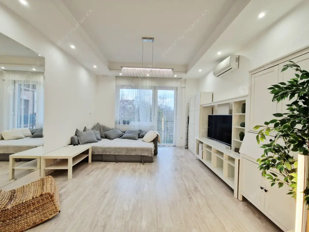 Kiadó albérlet 290000 Ft/hó áron: Budapest, XI. kerület  Egry József utca. Mérete: 50 nm, 1 szobás | Alberlet.hu - 6596954