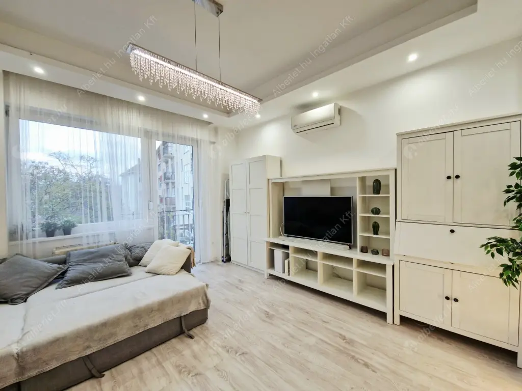 Kiadó albérlet 290000 Ft/hó áron: Budapest, XI. kerület  Egry József utca. Mérete: 50 nm, 1 szobás | Alberlet.hu - 6596955