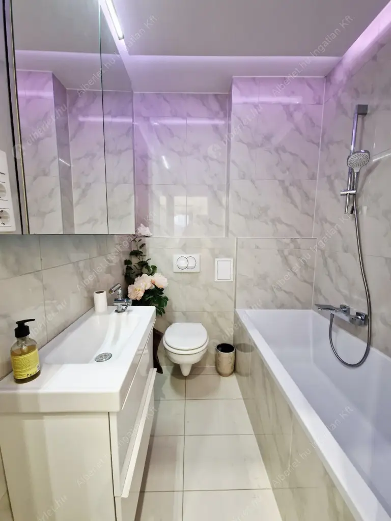 Kiadó albérlet 290000 Ft/hó áron: Budapest, XI. kerület  Egry József utca. Mérete: 50 nm, 1 szobás | Alberlet.hu - 6596975