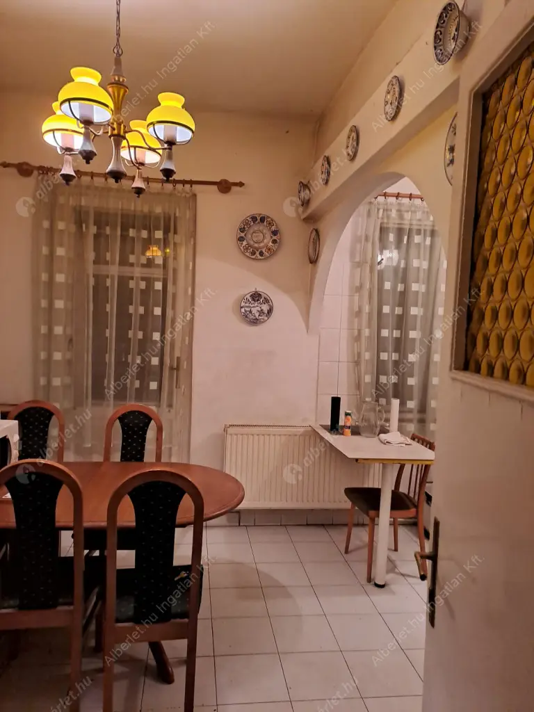 Kiadó albérlet 300000 Ft/hó áron: Budapest, XI. kerület  Elek utca. Mérete: 83 nm, 3 szobás | Alberlet.hu - 6596130