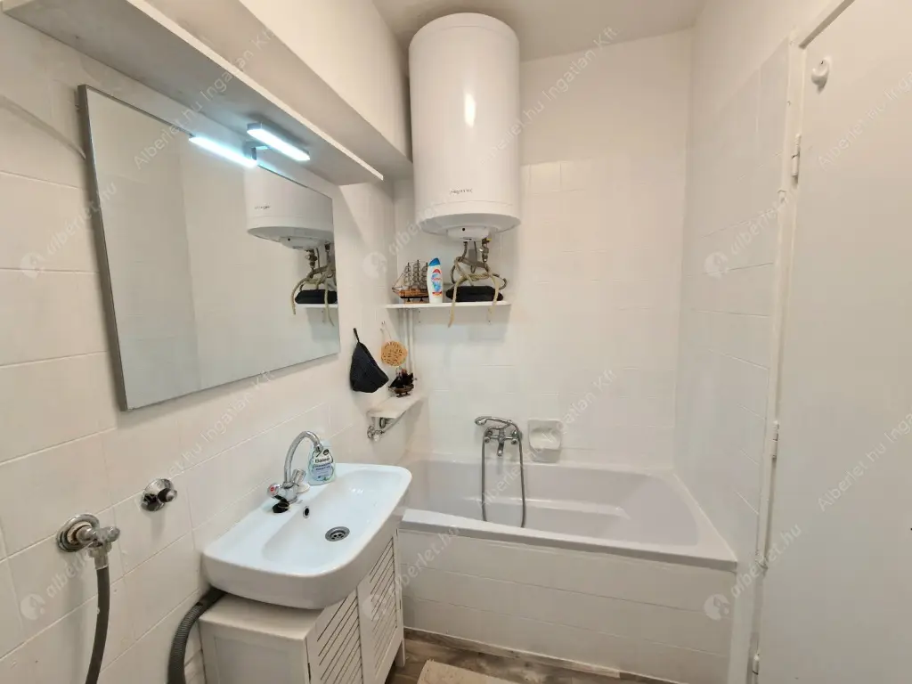 Kiadó albérlet 245000 Ft/hó áron: Budapest, XI. kerület  Előpatak utca. Mérete: 43 nm, 1 szobás | Alberlet.hu - 6578213