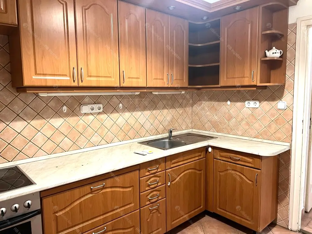 Kiadó albérlet 330000 Ft/hó áron: Budapest, XI. kerület  Eszék utca. Mérete: 88 nm, 3 szobás | Alberlet.hu - 6646132