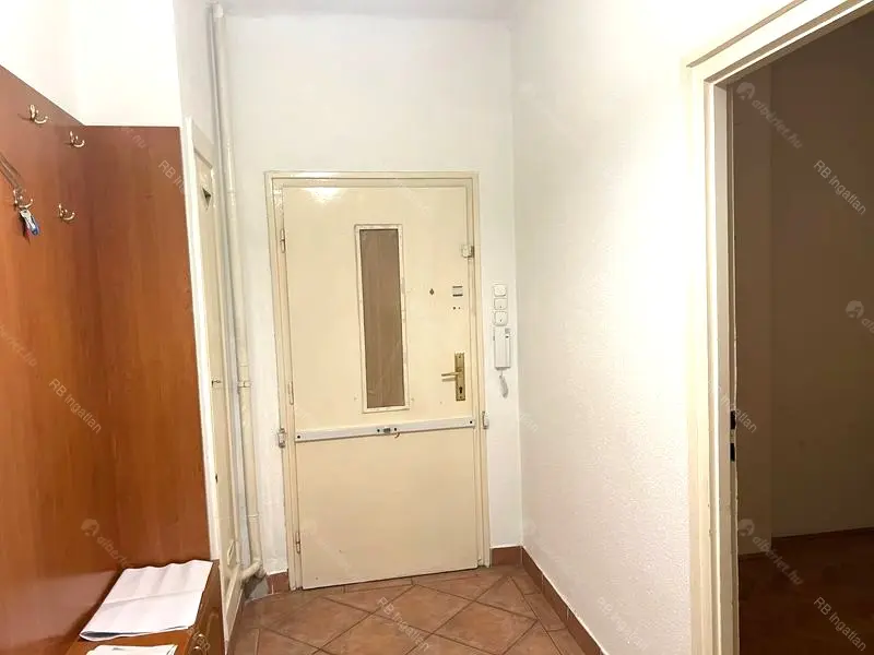 Kiadó albérlet 330000 Ft/hó áron: Budapest, XI. kerület  Eszék utca. Mérete: 88 nm, 3 szobás | Alberlet.hu - 6646133