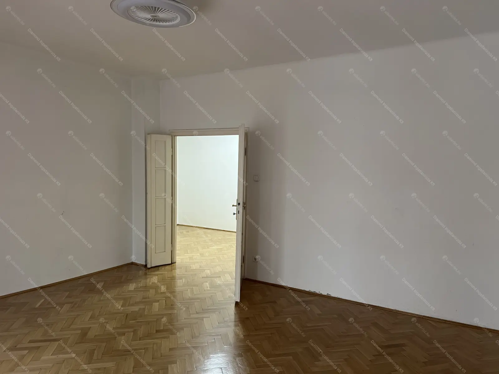 Kiadó albérlet 330000 Ft/hó áron: Budapest, XI. kerület  Eszék utca. Mérete: 88 nm, 3 szobás | Alberlet.hu - 6654796