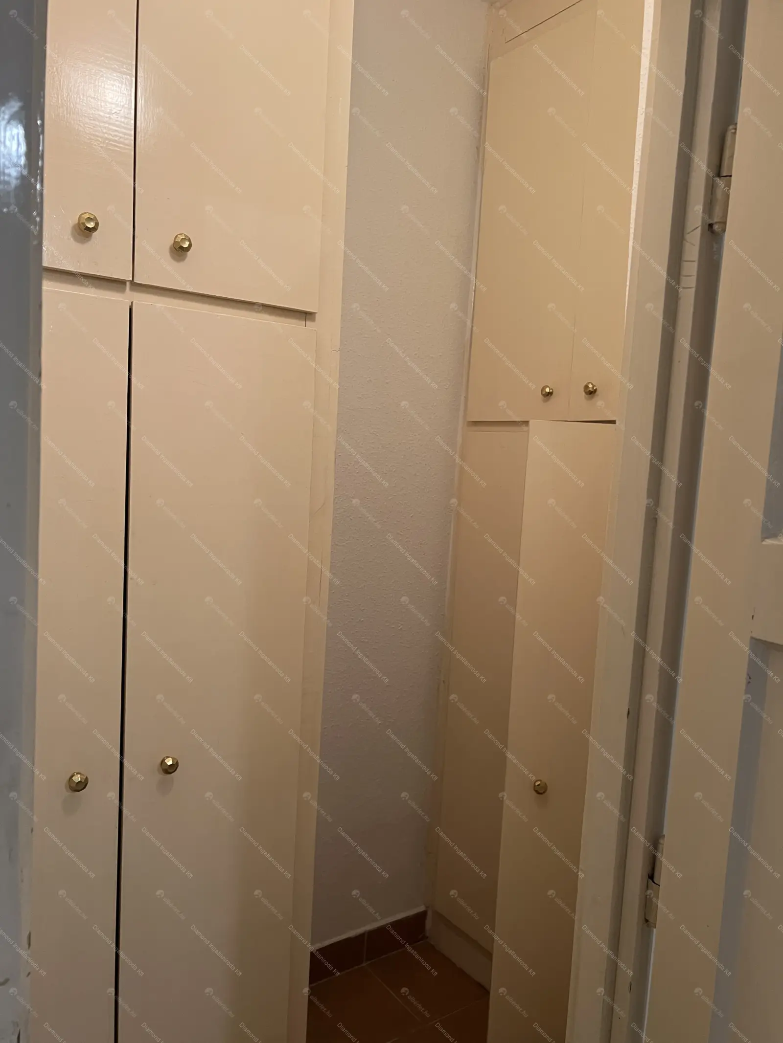 Kiadó albérlet 330000 Ft/hó áron: Budapest, XI. kerület  Eszék utca. Mérete: 88 nm, 3 szobás | Alberlet.hu - 6654800