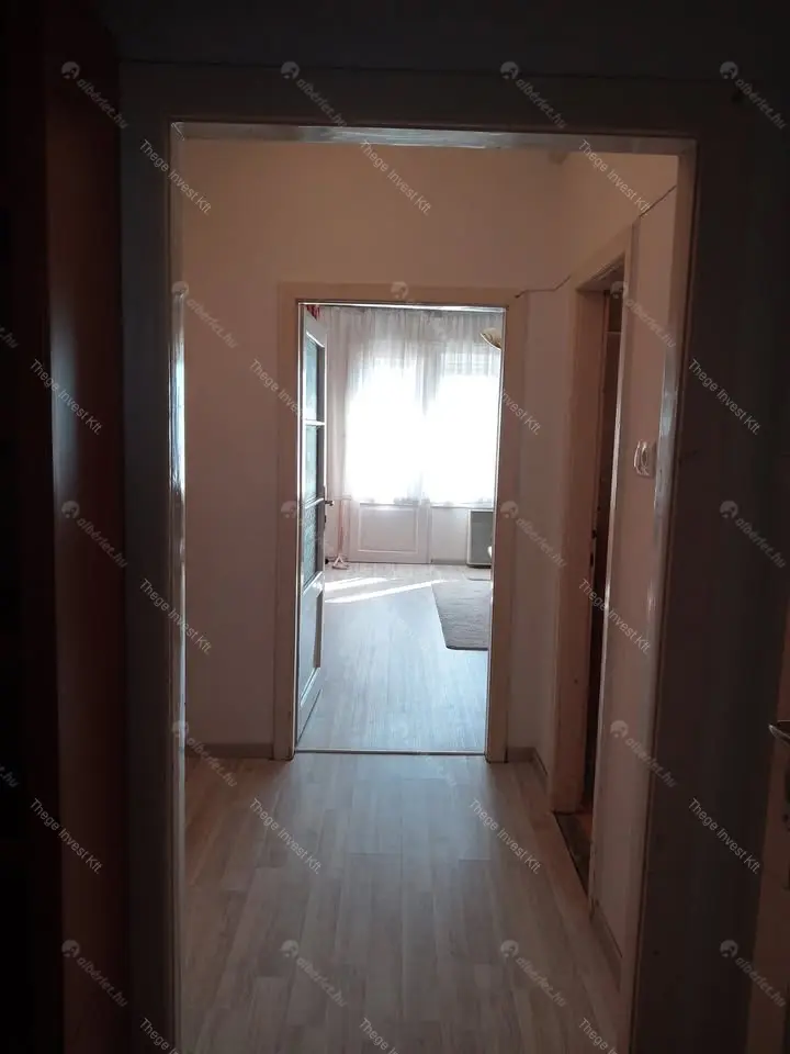 Kiadó albérlet 260000 Ft/hó áron: Budapest, XI. kerület  Etele tér. Mérete: 58 nm, 2 szobás | Alberlet.hu - 6666937