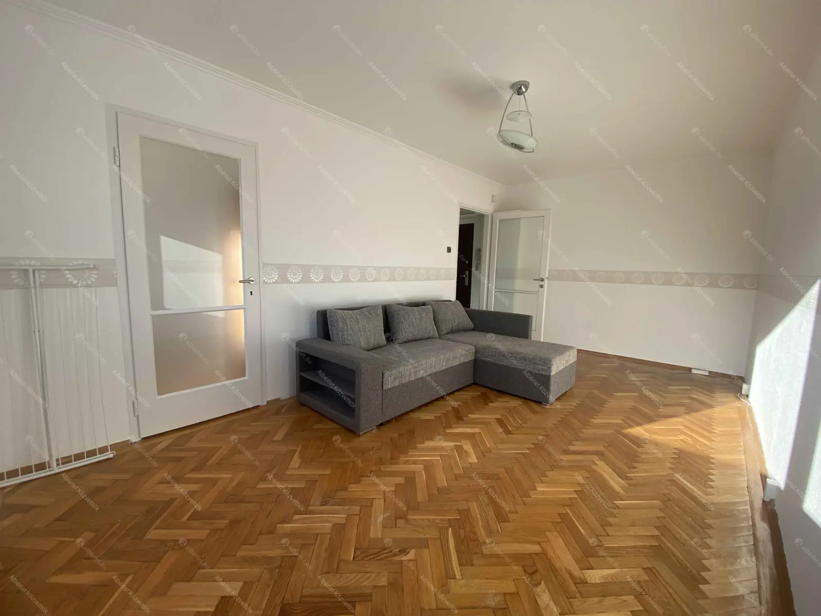 Kiadó albérlet 180000 Ft/hó áron: Budapest, XI. kerület  Etele út. Mérete: 33 nm, 1 szobás | Alberlet.hu - 6644719