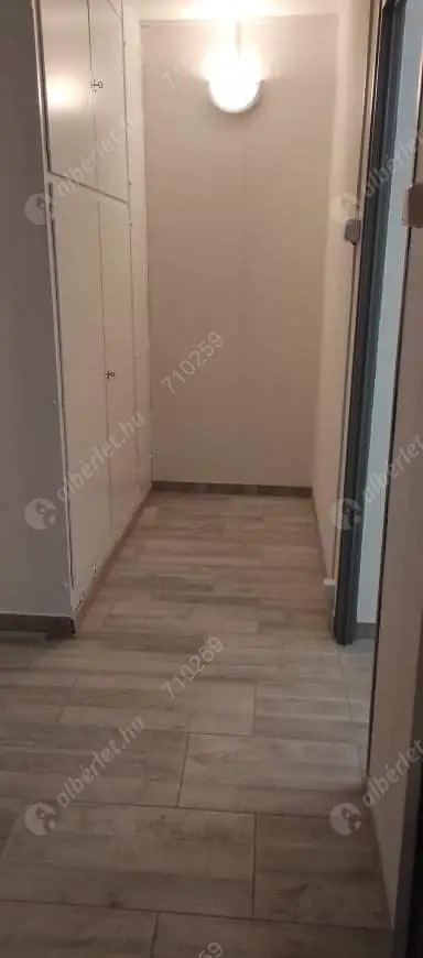 Kiadó albérlet 190000 Ft/hó áron: Budapest, XI. kerület  Etele út. Mérete: 35 nm, 1 szobás | Alberlet.hu - 5674109