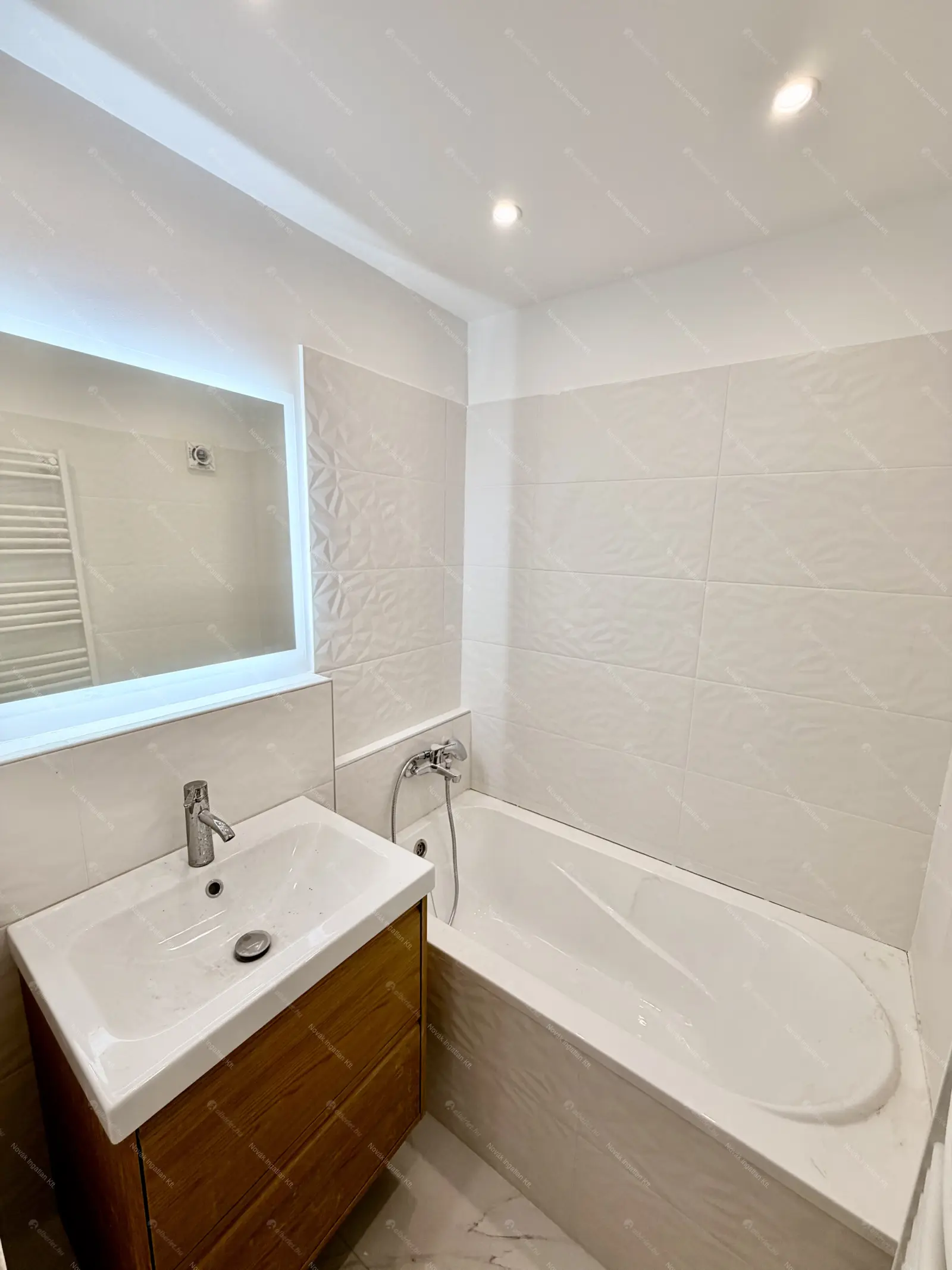 Kiadó albérlet 295000 Ft/hó áron: Budapest, XI. kerület  Etele út. Mérete: 49 nm, 2 szobás | Alberlet.hu - 6659336