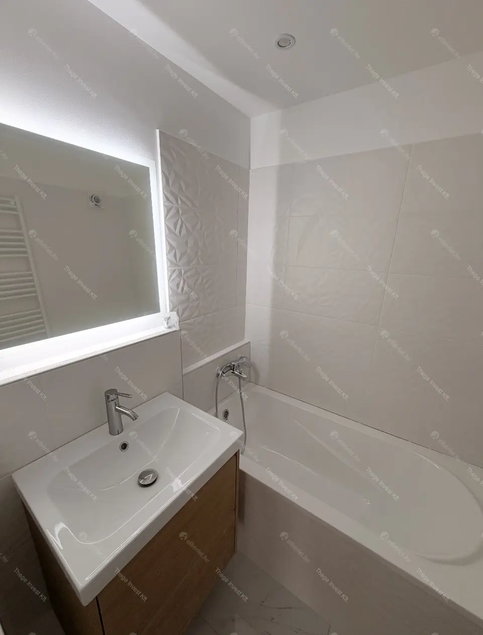 Kiadó albérlet 275000 Ft/hó áron: Budapest, XI. kerület  Etele út. Mérete: 49 nm, 2 szobás | Alberlet.hu - 6676686