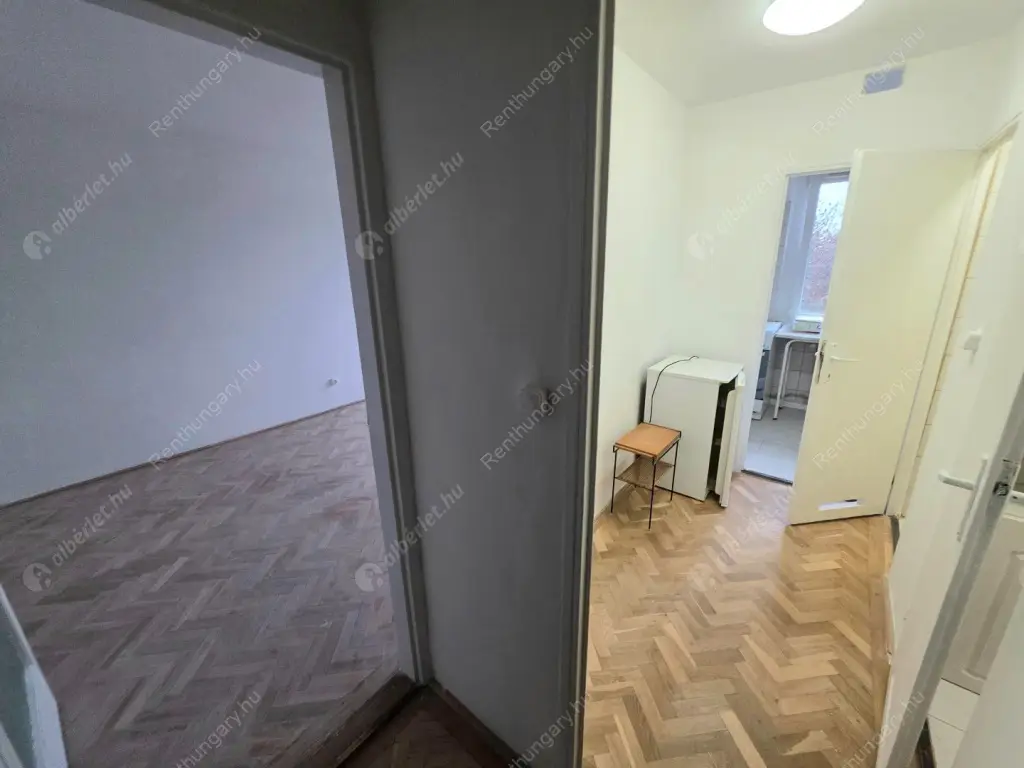 Kiadó albérlet 200000 Ft/hó áron: Budapest, XI. kerület  Etele út. Mérete: 50 nm, 2 szobás | Alberlet.hu - 6599207