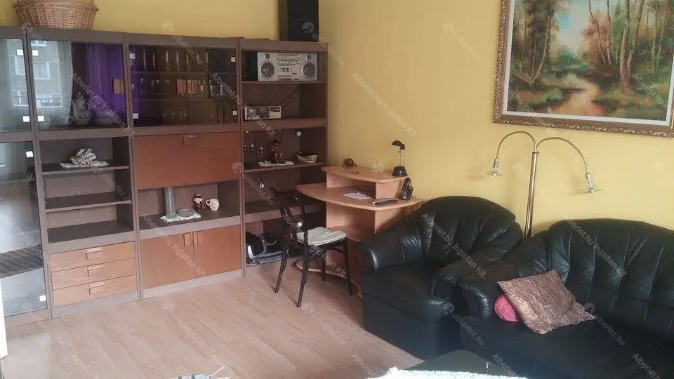 Kiadó albérlet 240000 Ft/hó áron: Budapest, XI. kerület  Etele út. Mérete: 51 nm, 2 szobás | Alberlet.hu - 6648432