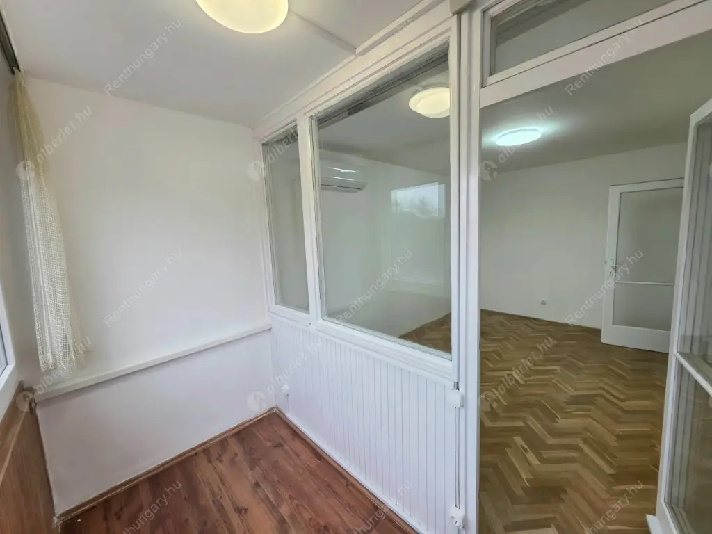 Kiadó albérlet 200000 Ft/hó áron: Budapest, XI. kerület  Etele út. Mérete: 52 nm, 2 szobás | Alberlet.hu - 6594905