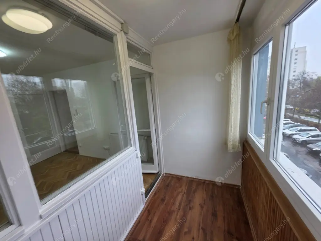 Kiadó albérlet 200000 Ft/hó áron: Budapest, XI. kerület  Etele út. Mérete: 52 nm, 2 szobás | Alberlet.hu - 6594910