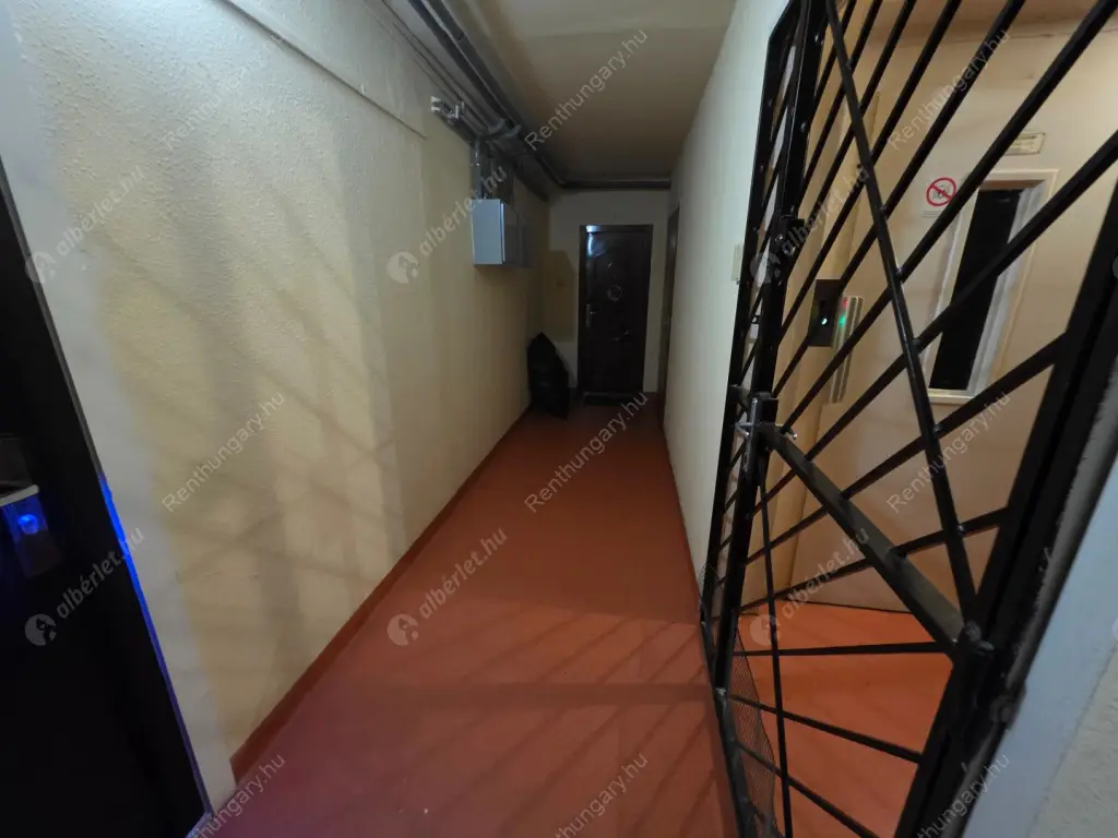Kiadó albérlet 200000 Ft/hó áron: Budapest, XI. kerület  Etele út. Mérete: 52 nm, 2 szobás | Alberlet.hu - 6594926
