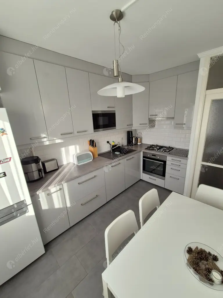 Kiadó albérlet 299000 Ft/hó áron: Budapest, XI. kerület  Fegyvernek utca. Mérete: 62 nm, 2 szobás | Alberlet.hu - 6583311